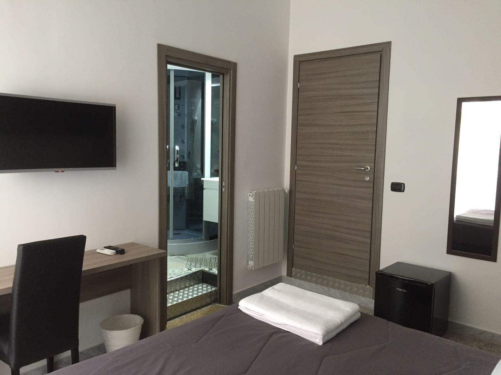 Mb95 - Mezzocannone Luxurious Bed&Breakfast 나폴리 외부 사진