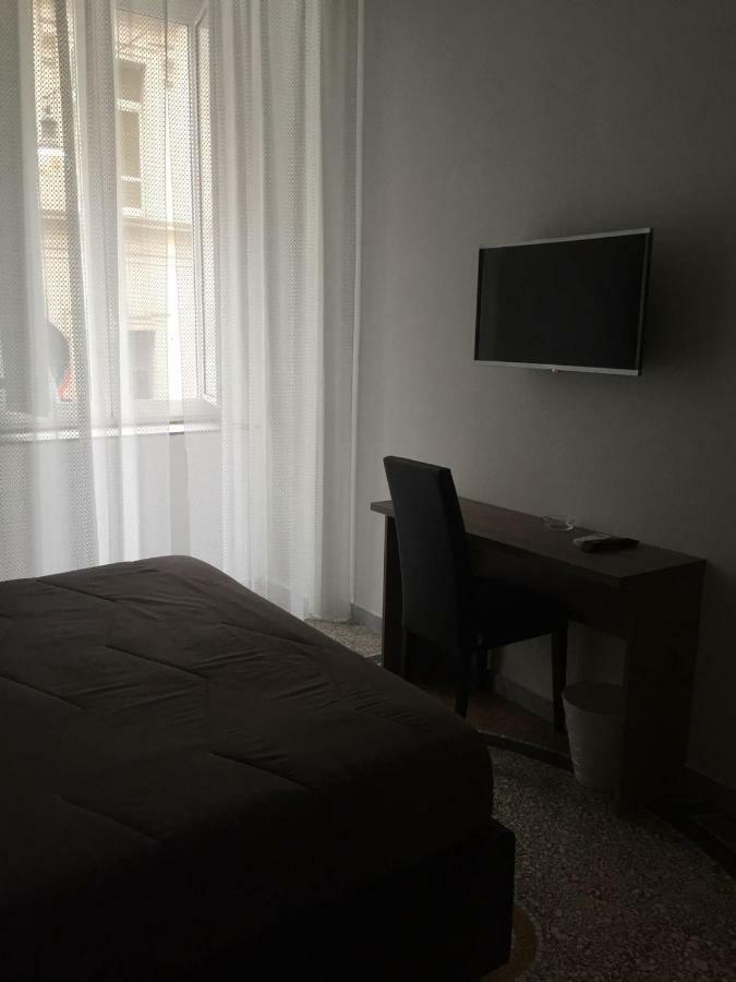 Mb95 - Mezzocannone Luxurious Bed&Breakfast 나폴리 외부 사진